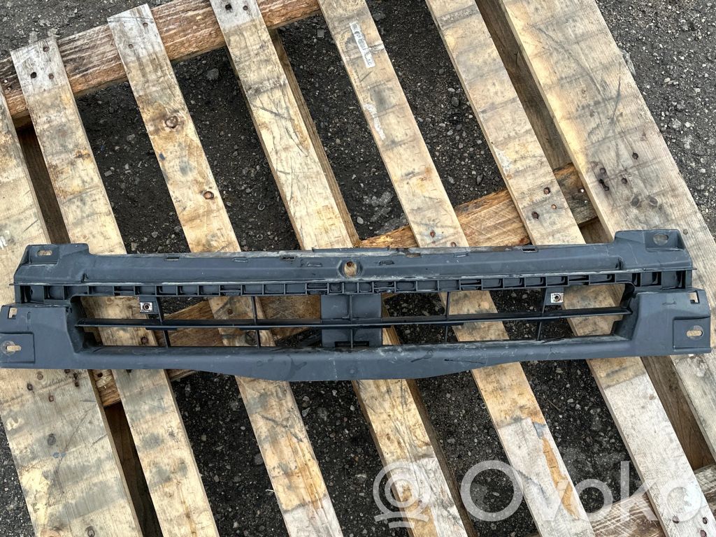 Opel Vivaro Panel mocowania chłodnicy / góra 