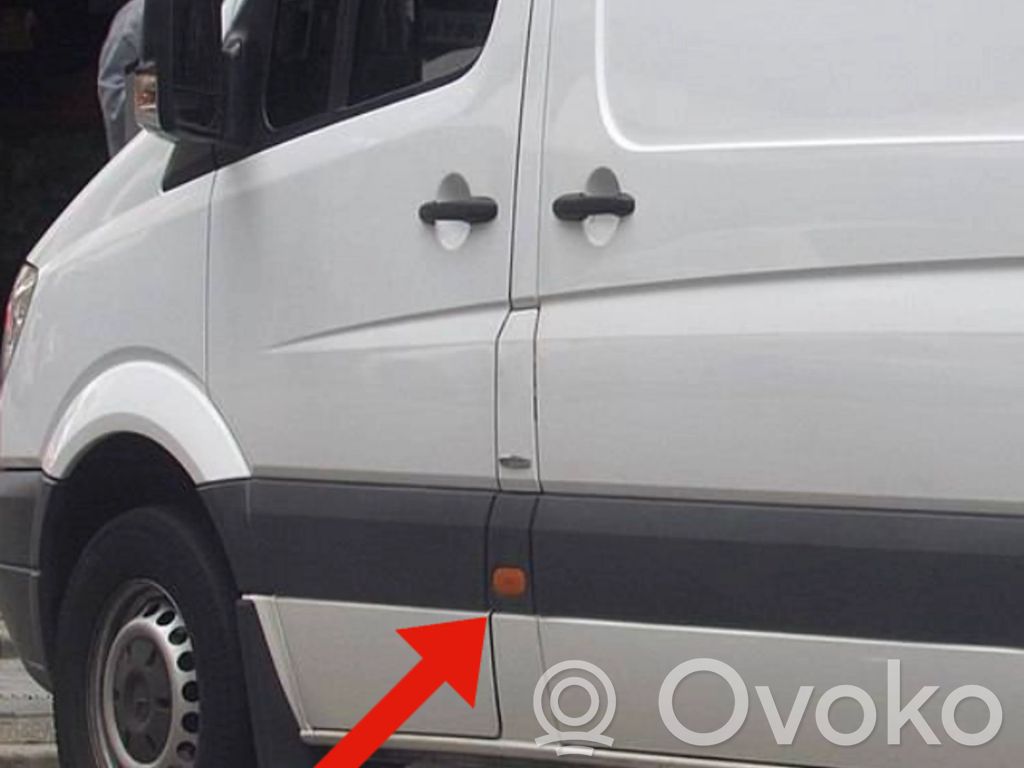 Mercedes-Benz Sprinter W906 Uszczelka wlewu paliwa 