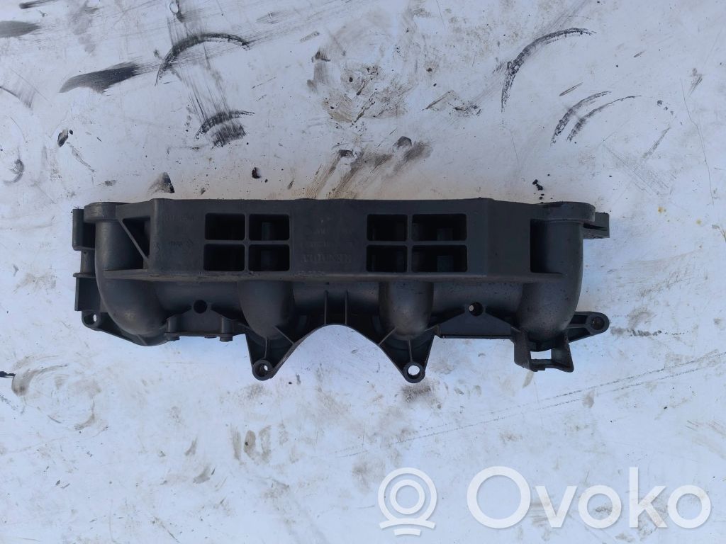Opel Vivaro Colector de admisión 