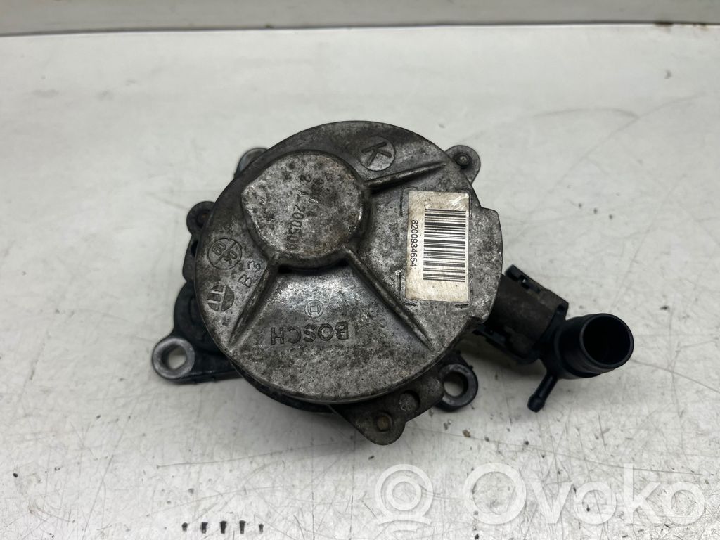 Opel Vivaro Bomba de vacío 