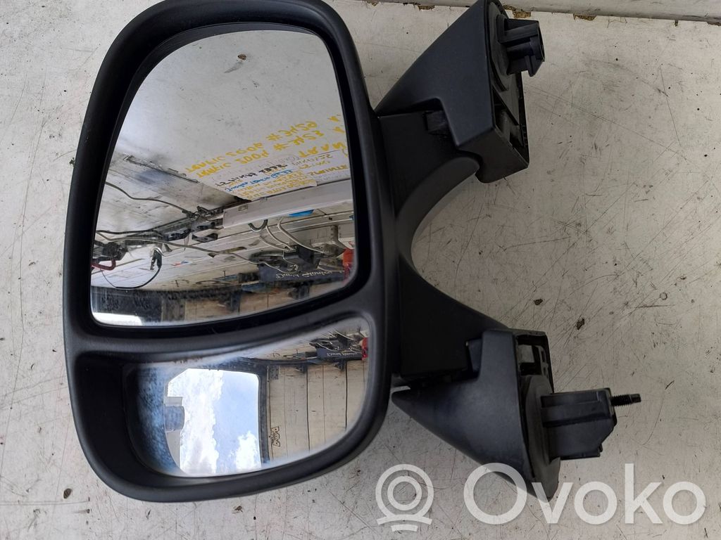Opel Vivaro Elektryczne lusterko boczne drzwi przednich 