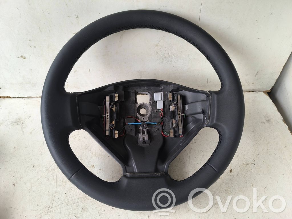 Opel Vivaro Ohjauspyörä 
