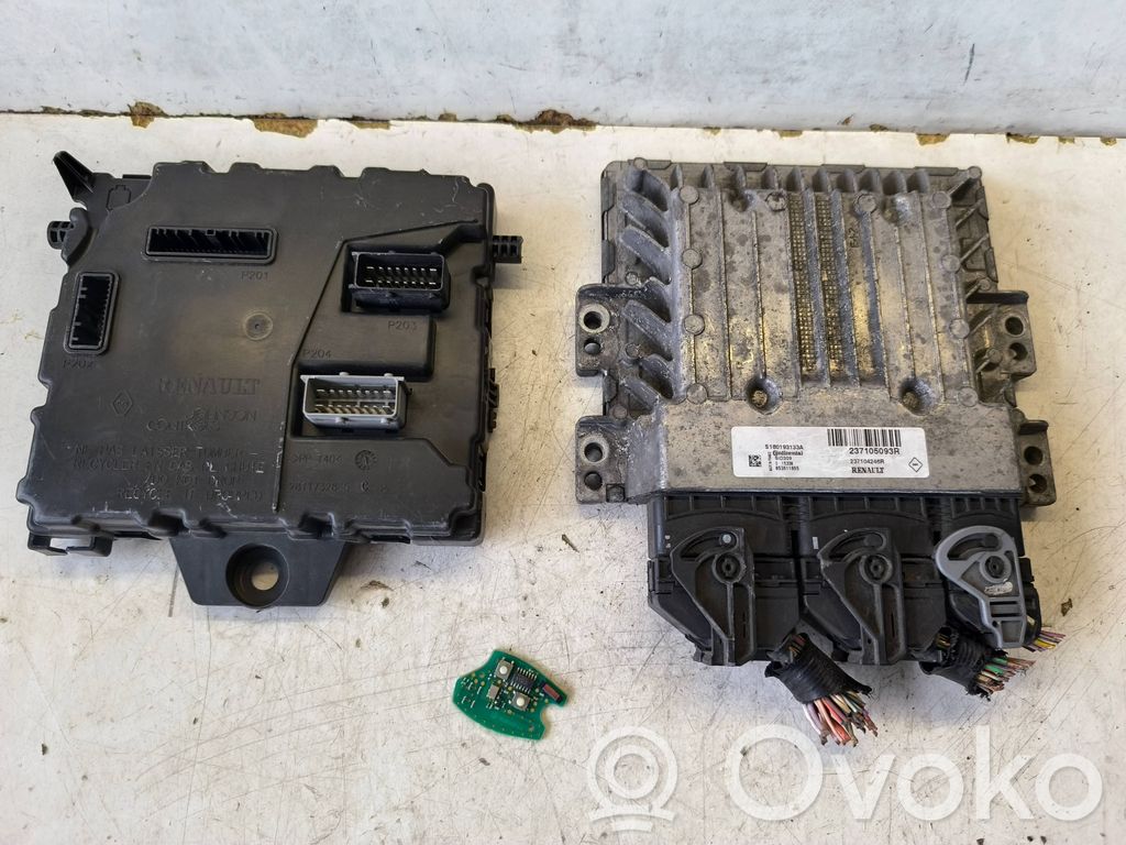 Opel Movano B Juego de cerradura y set ECU del motor 