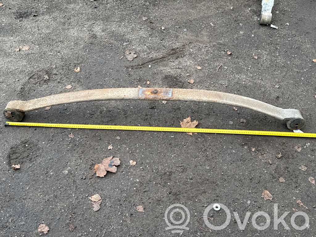 Rear leaf spring