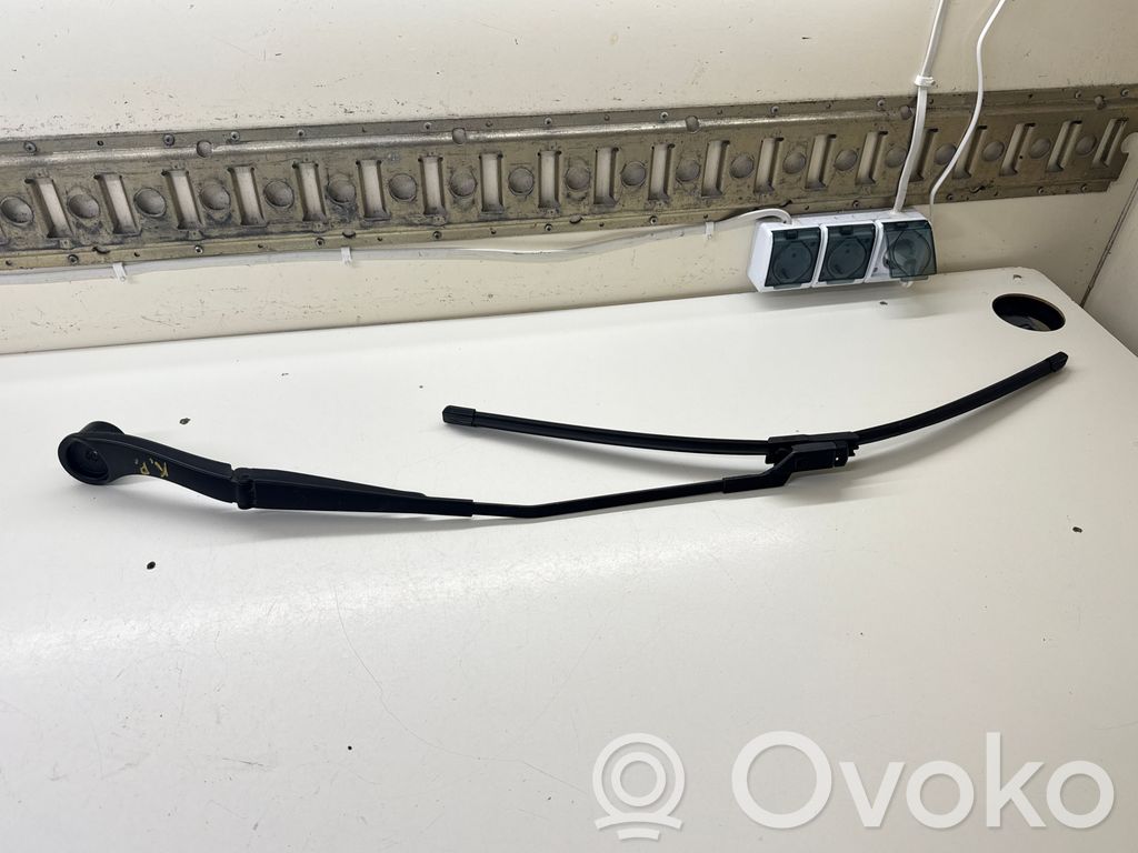 Ford Transit Custom Front wiper blade arm 