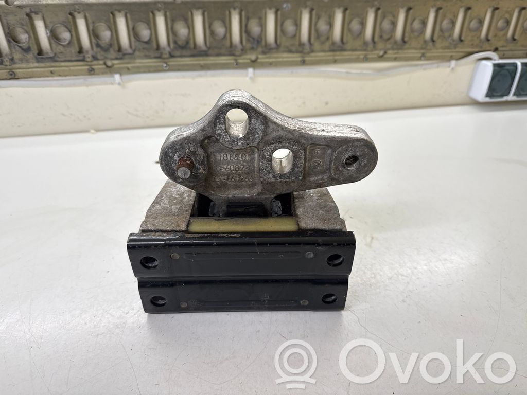 Ford Transit Custom Engine mount bracket 