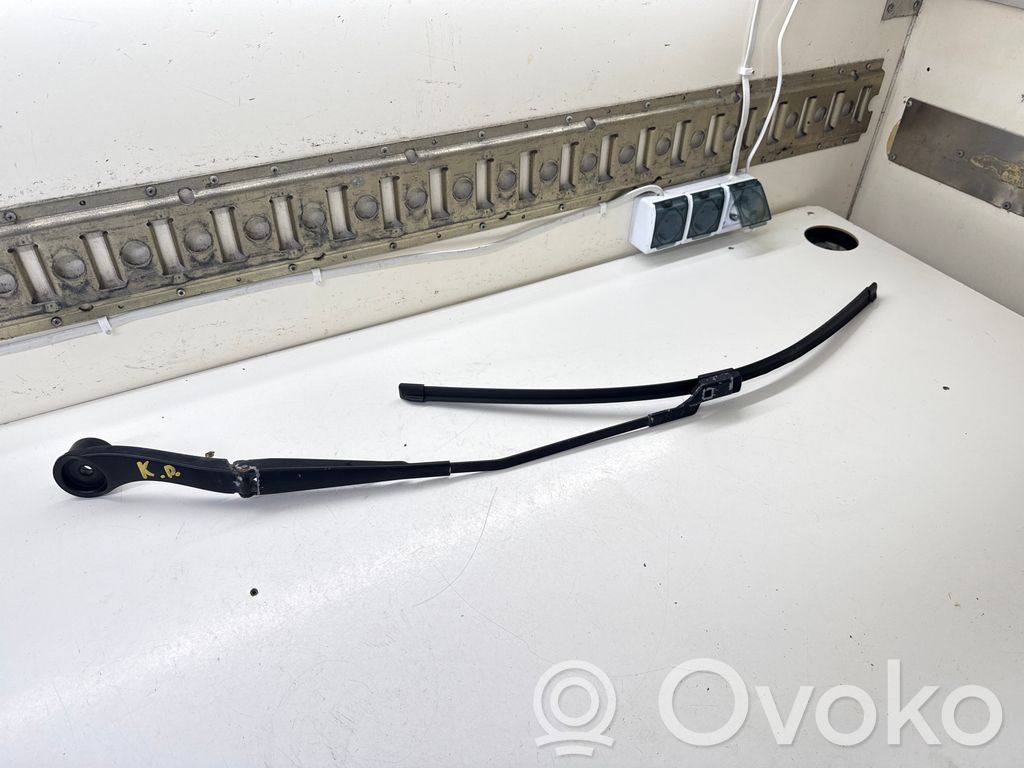Wischerarm vorne   BK2117526