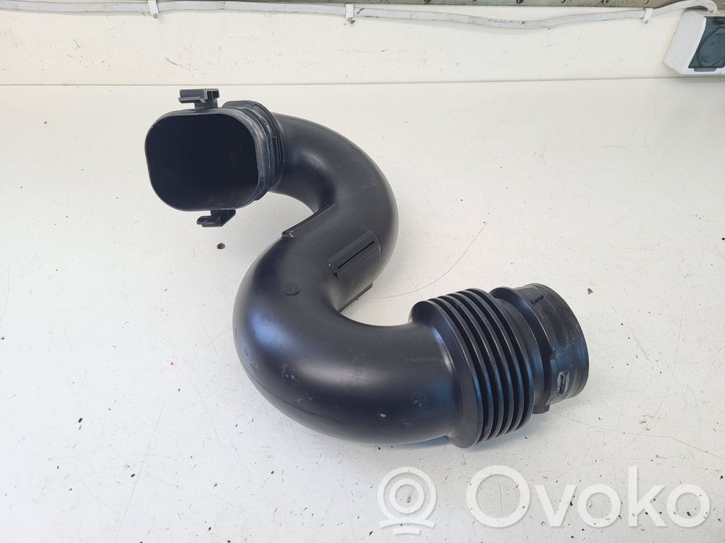 Opel Vivaro Componentă admisie aer 