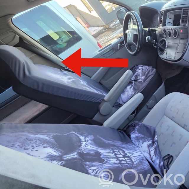Volkswagen Multivan T5 Cinturón delantero 