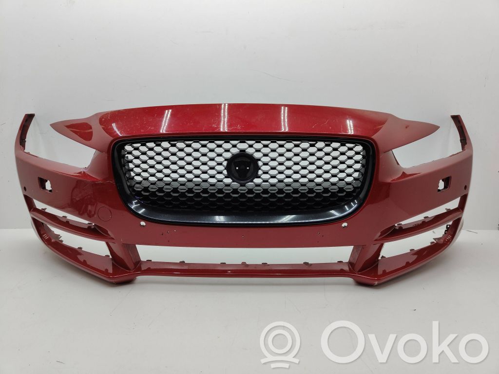 Jaguar XE Parachoques delantero 