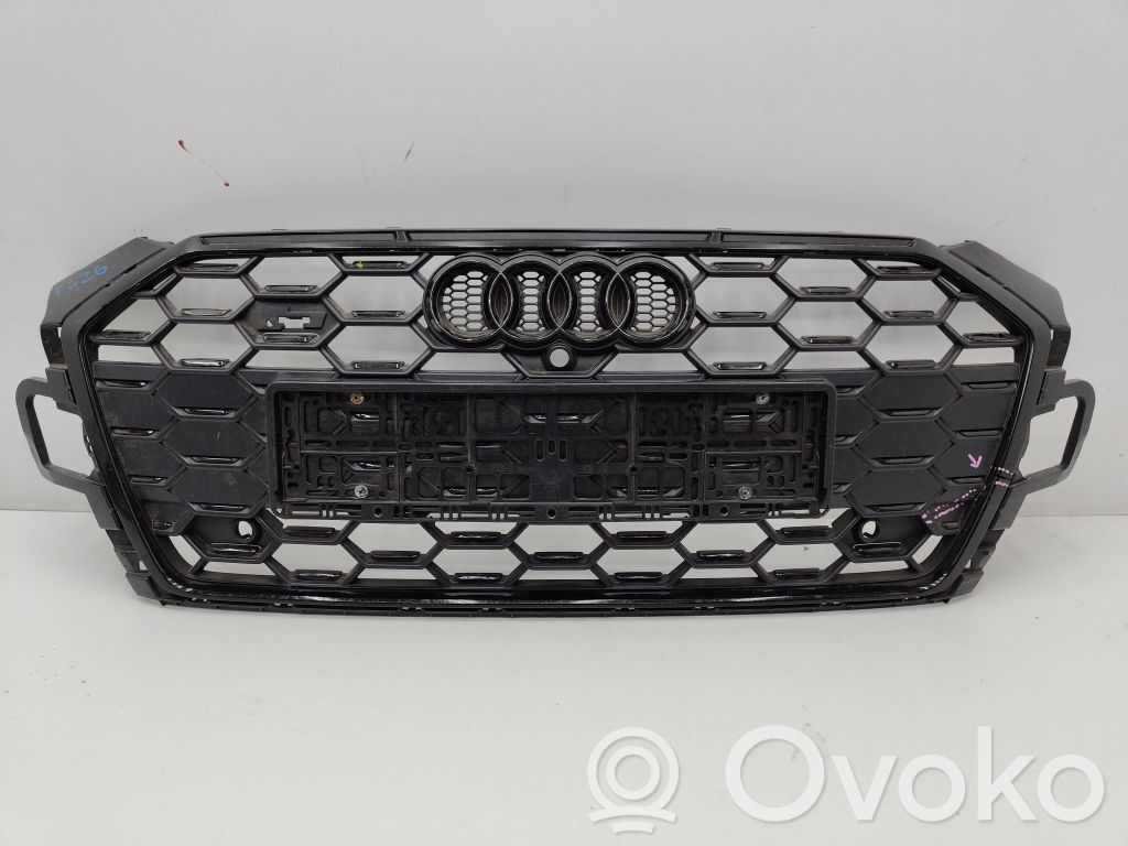 Audi A5 Etusäleikkö 