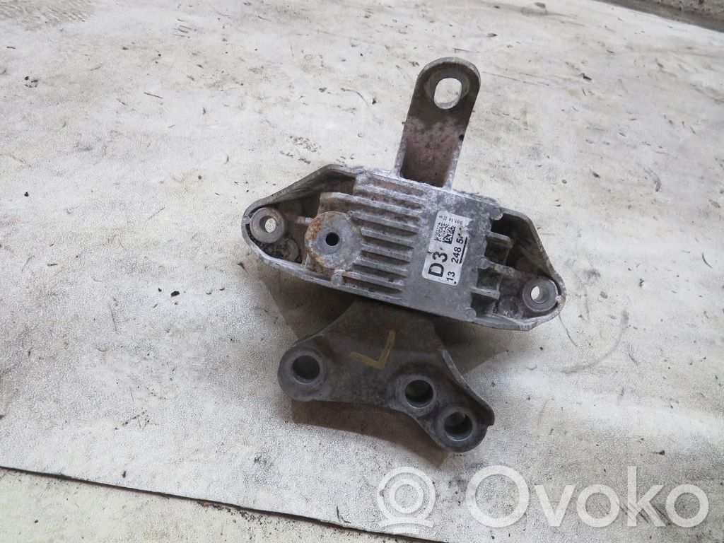 Opel Zafira C Gearbox mounting bracket 