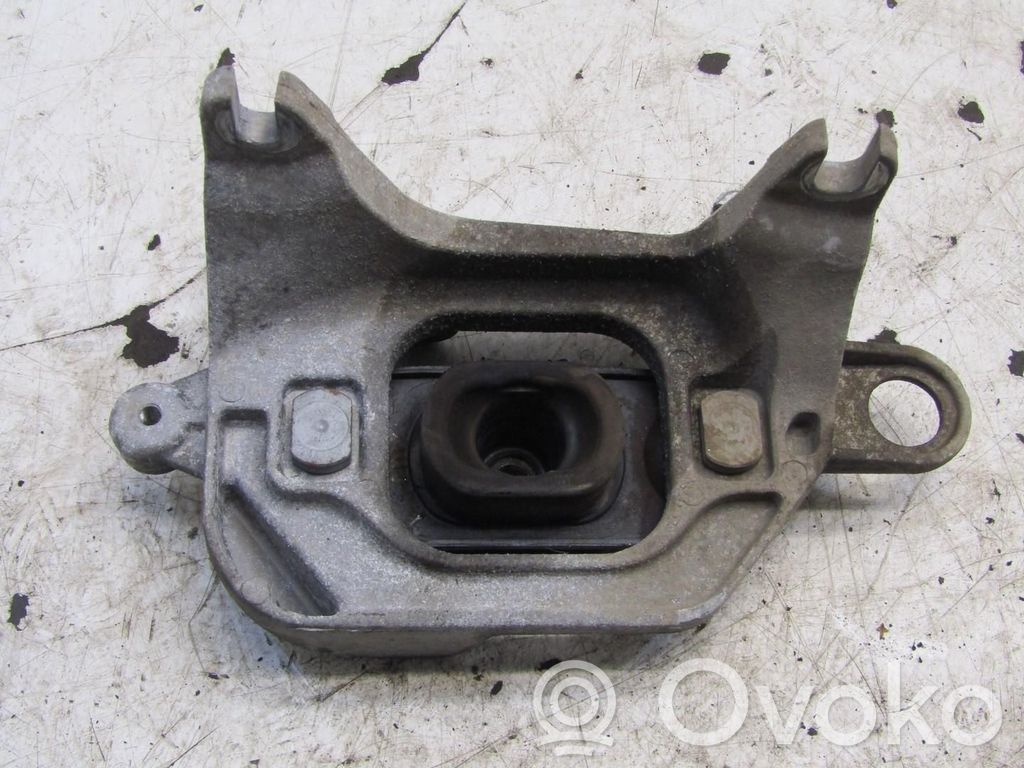 Nissan Qashqai Engine mount vacuum valve 