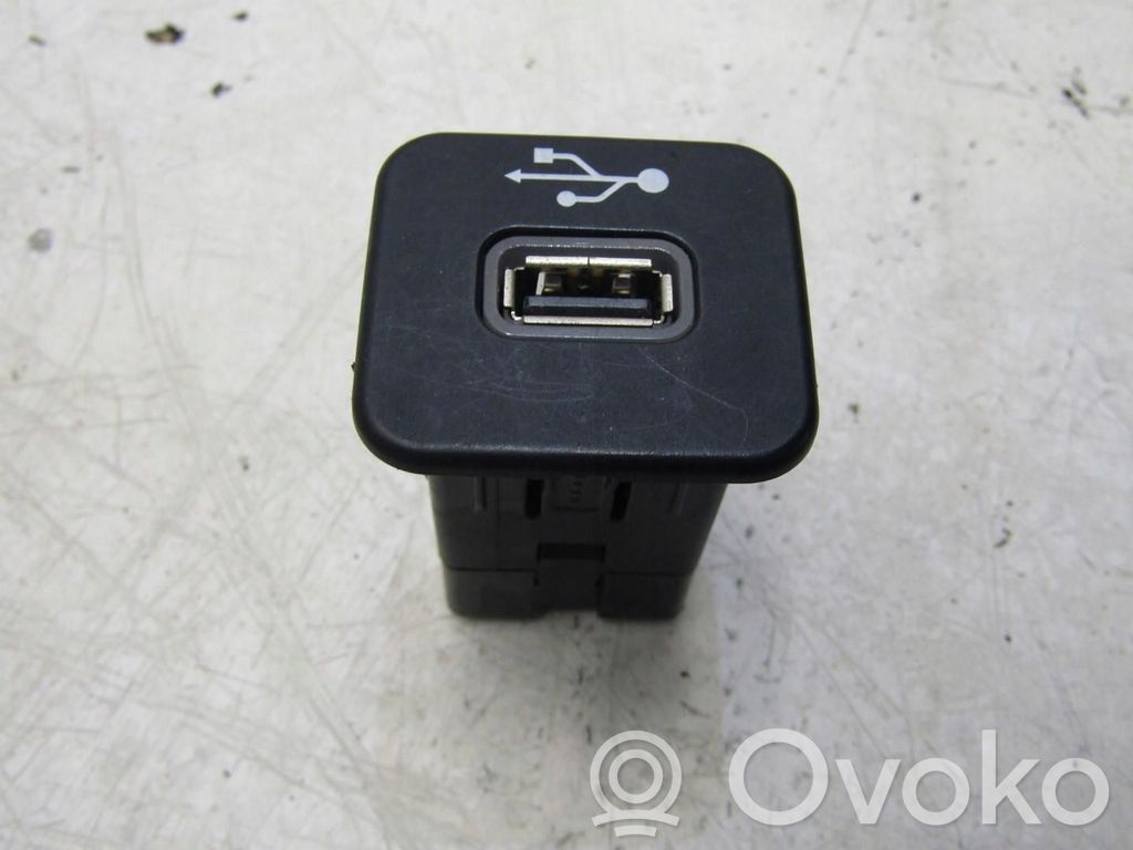Jeep Renegade Enchufe conector USB 