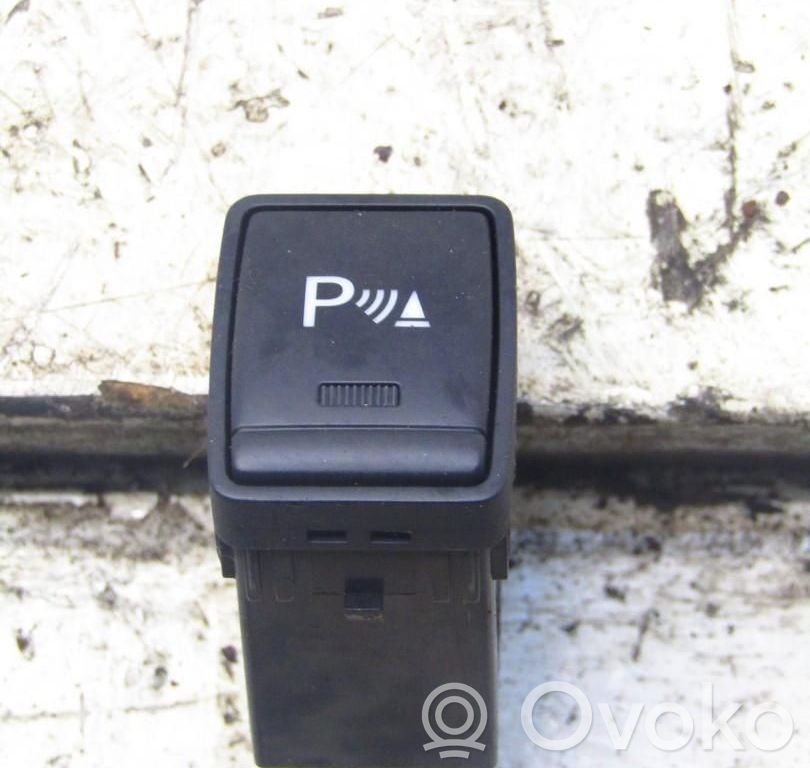 Mazda CX-5 Interruptor del sensor de aparcamiento (PDC) 