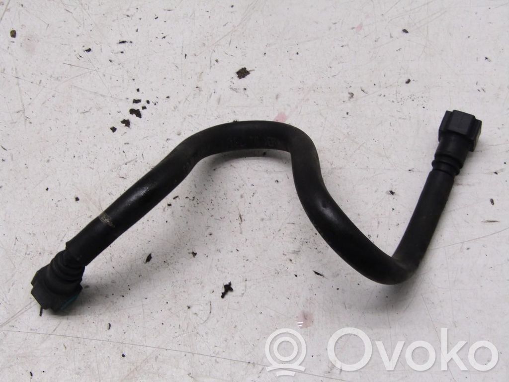 Toyota Yaris Caurulīte (-es) / šļūtene (-es) 