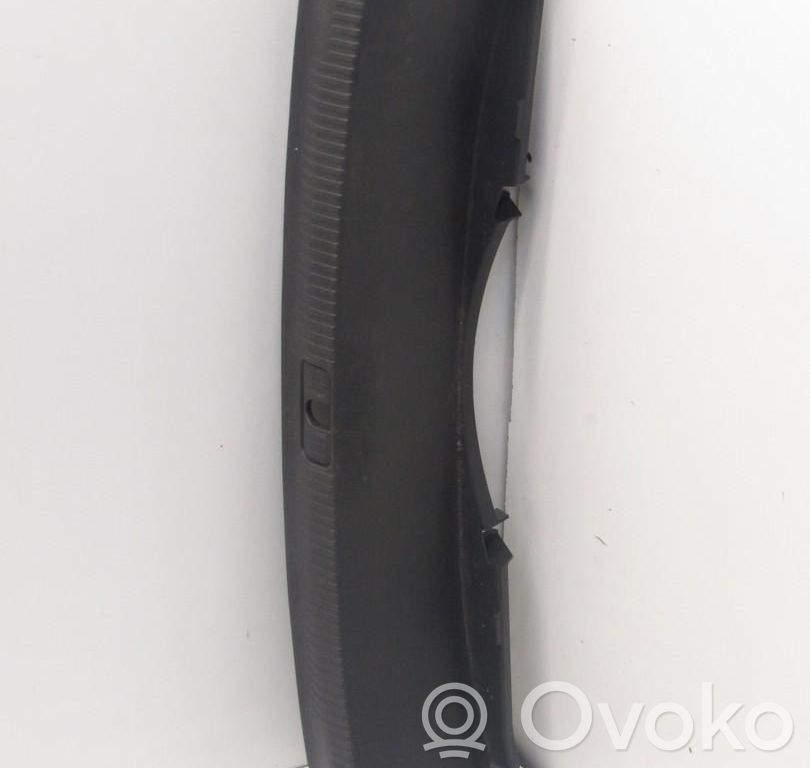 Audi A4 S4 B9 Tavaratilan kynnyksen suoja 