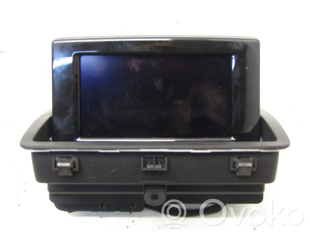Audi Q3 8U Screen/display/small screen 