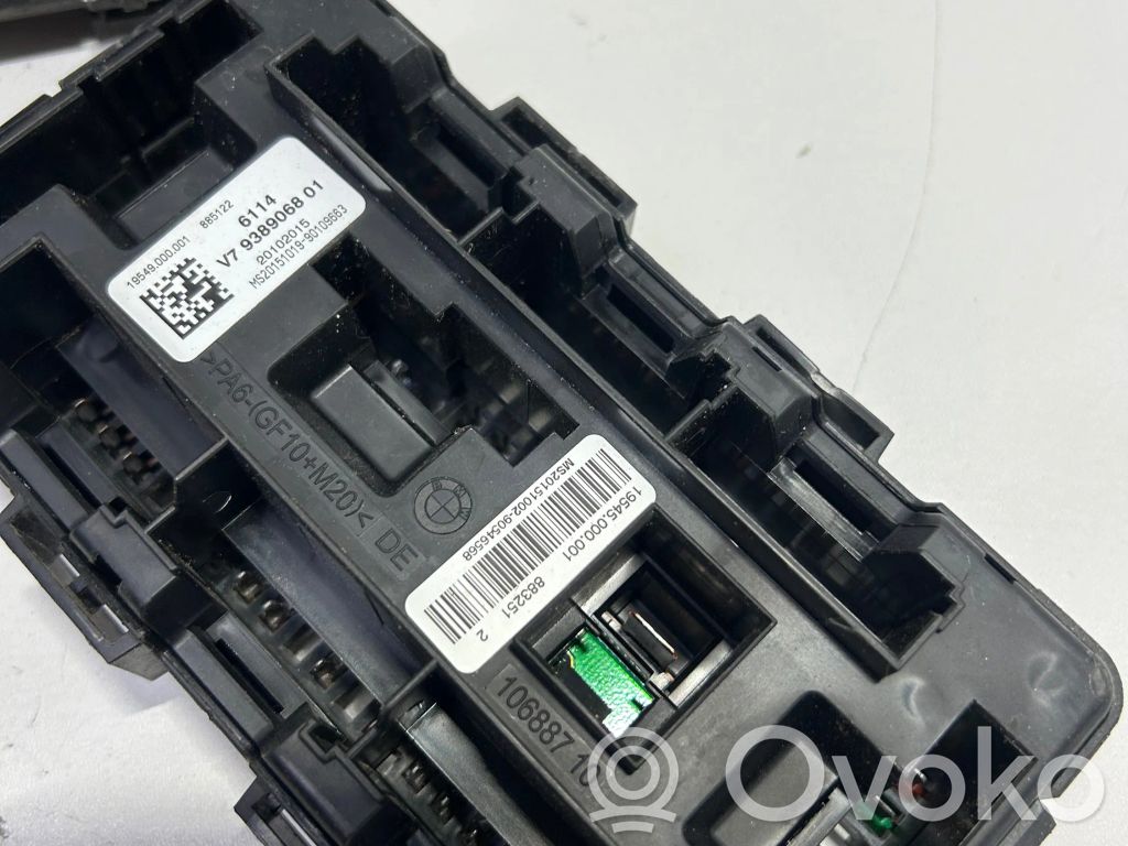 BMW 3 F30 F35 F31 Saugiklių dėžė (komplektas) 