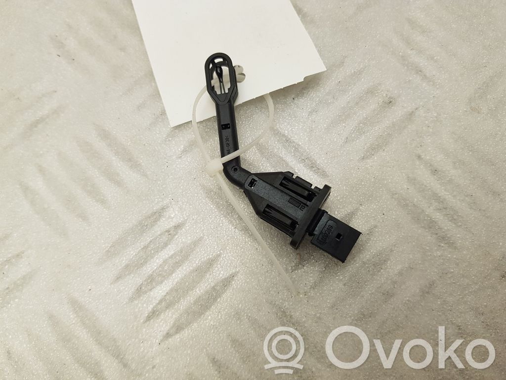 Interior temperature sensor   118009839,L0902