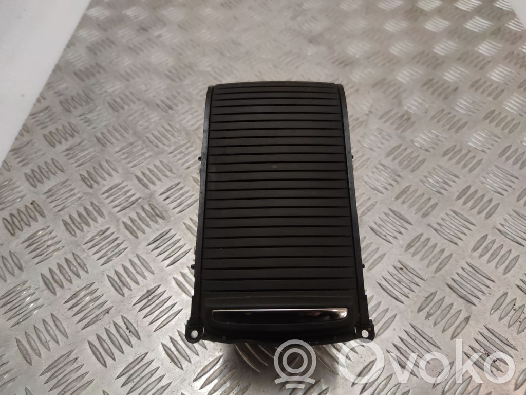 Buick Encore I Glove box central console 