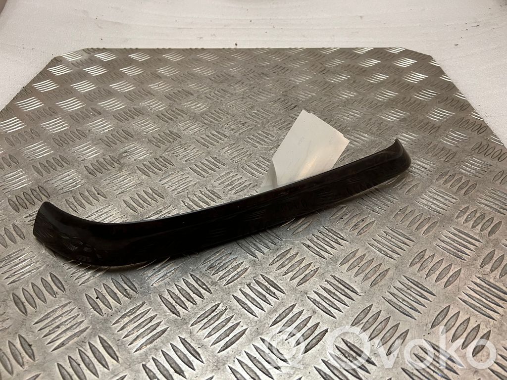 BMW 3 E90 E91 Galinė apdailos juosta 