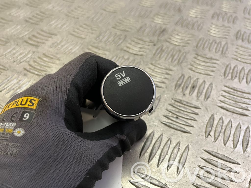 Land Rover Discovery 5 Enchufe conector USB 