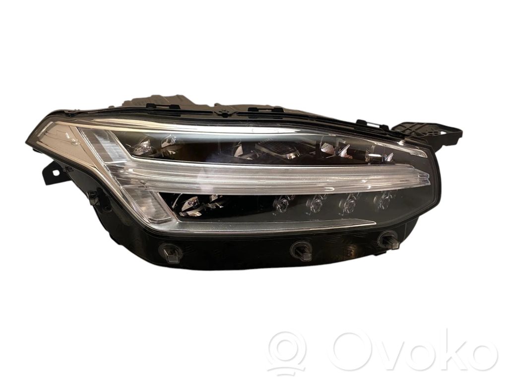 Volvo XC90 Scheinwerfer 