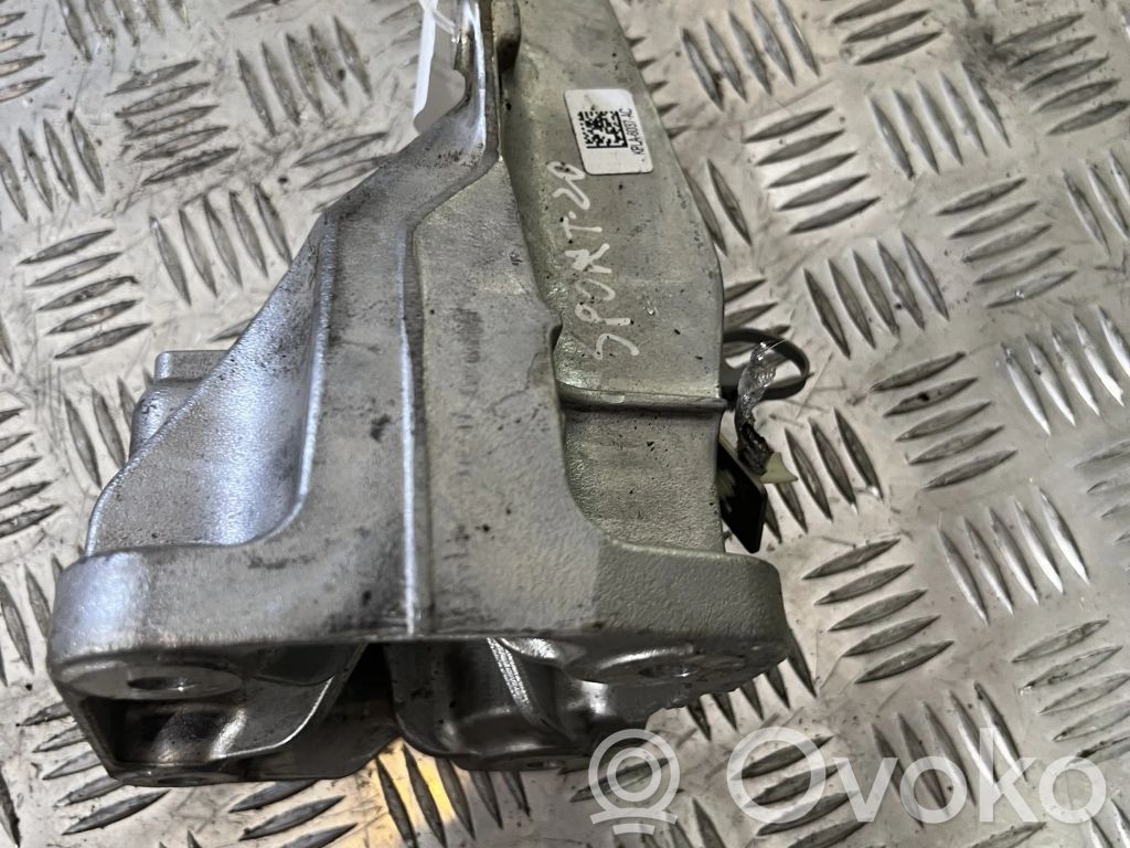 Land Rover Range Rover Sport L494 Engine mounting bracket 