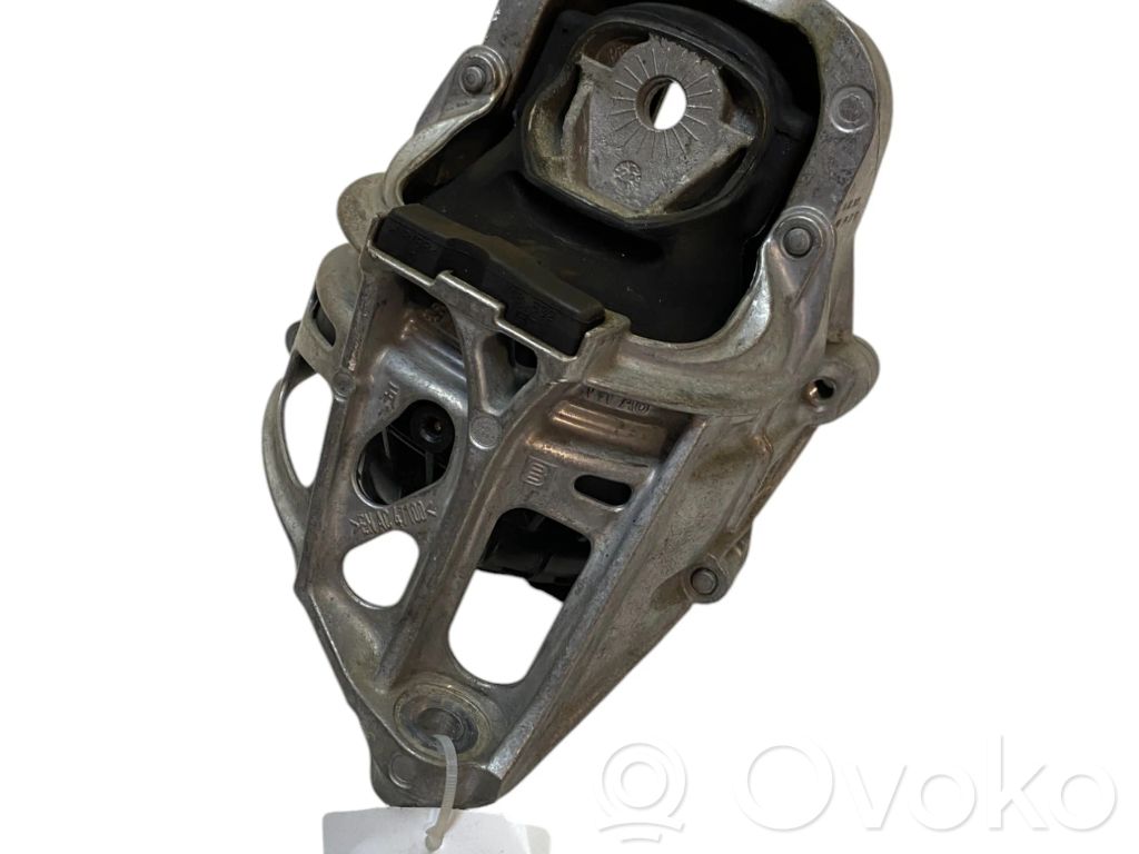 Audi Q5 SQ5 FY Engine mount bracket 