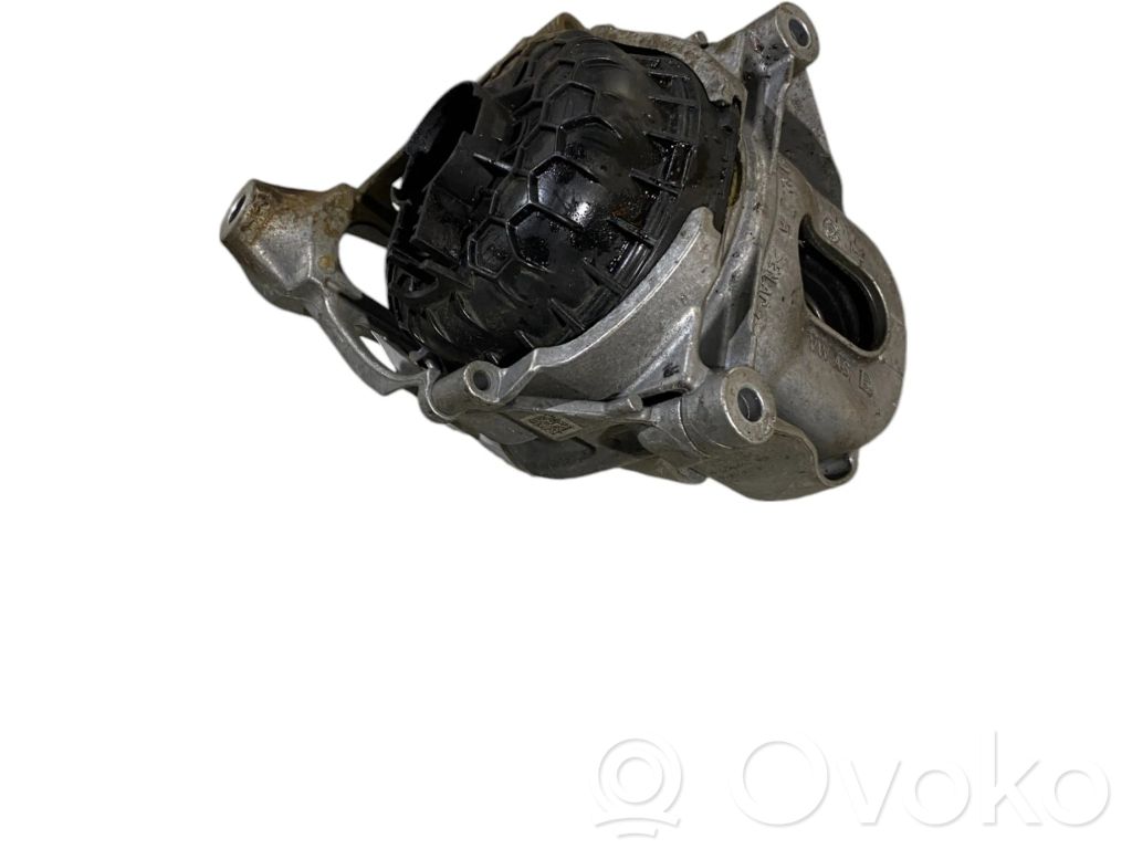 Audi Q5 SQ5 FY Engine mount bracket 