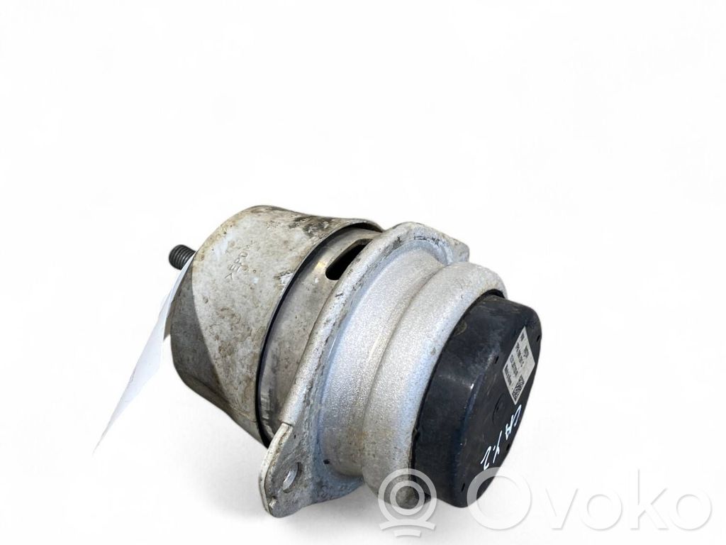 Porsche Cayenne (92A) Engine mount bracket 