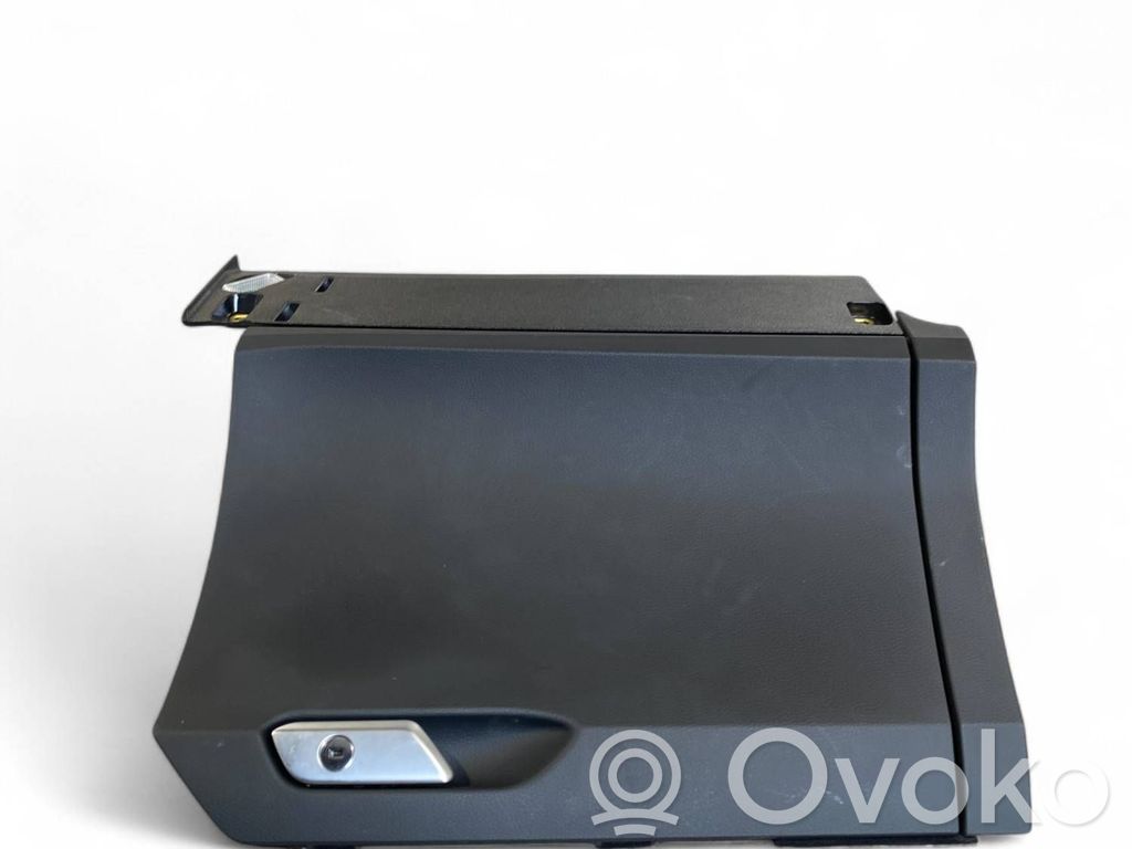Glove box   4KR857035B,27092019,26052023