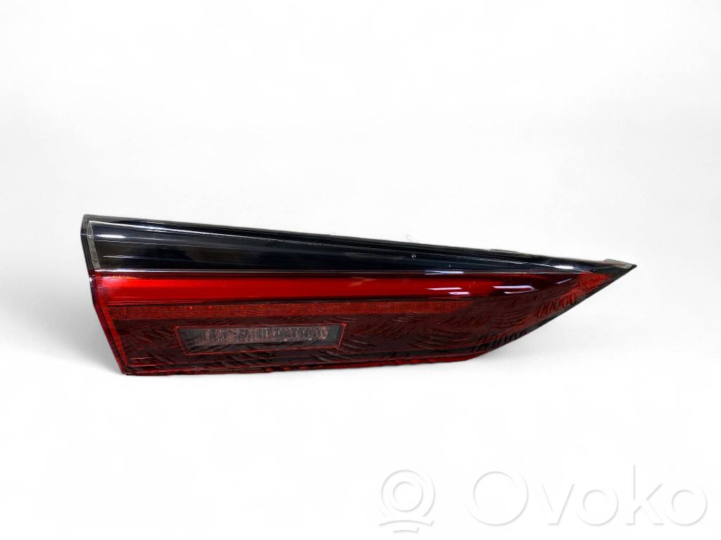BMW i4 Tailgate rear/tail lights 