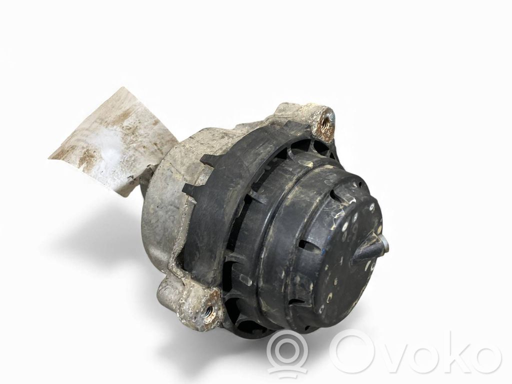 Engine mount bracket   8482772