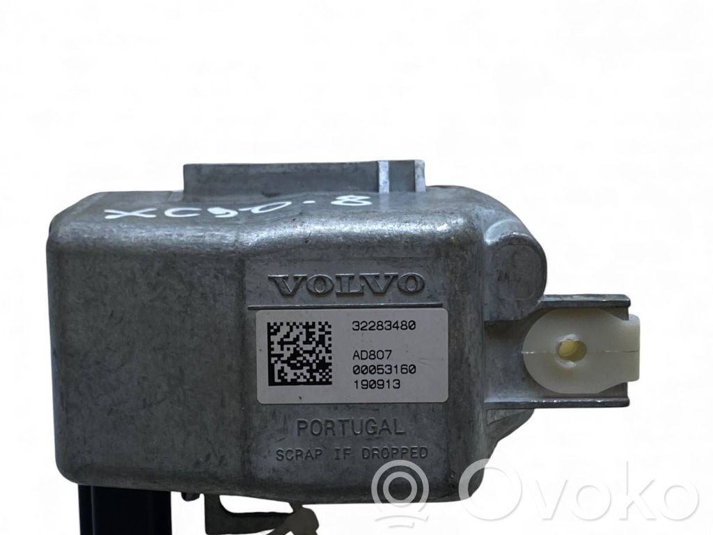Volvo XC90 Ohjauspyörän lukitus 