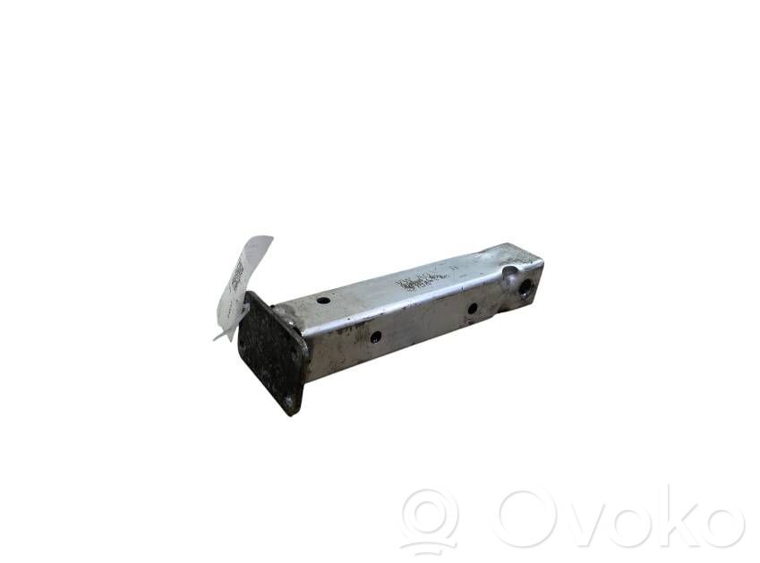 Audi Q7 4M Radiator support slam panel bracket 