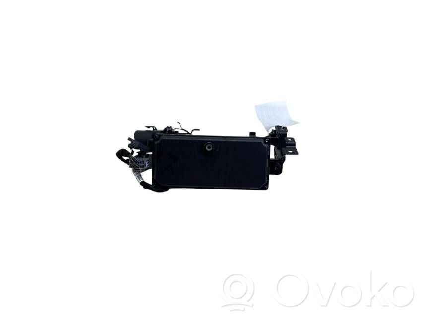 Windshield/windscreen camera   32243277