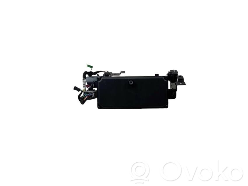 Windshield/windscreen camera   31471559