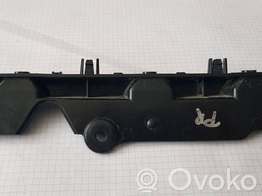 Renault Master III Fender mounting bracket 