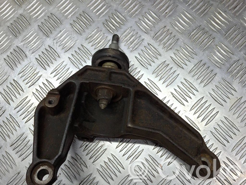 Engine mounting bracket   8200034578