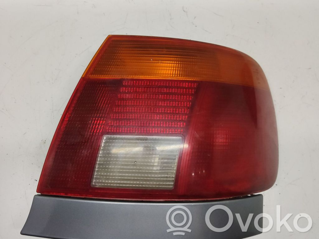 Rear/tail lights
