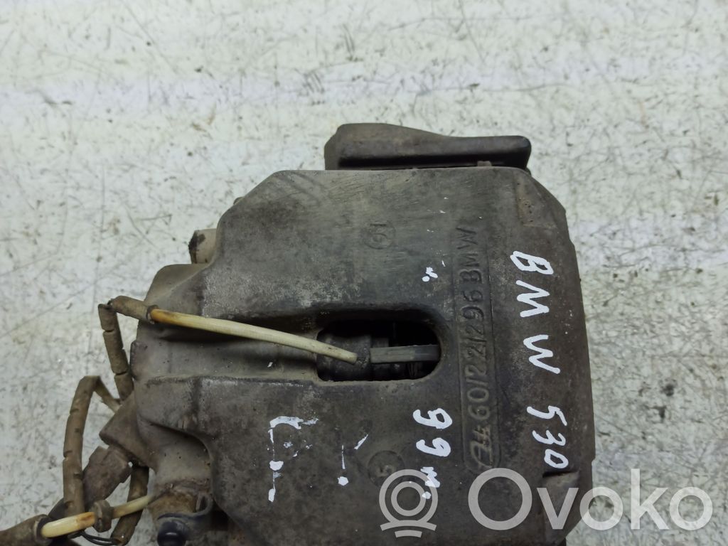 Front brake caliper