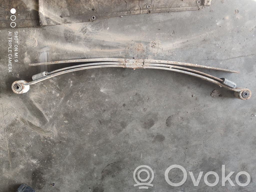 Rear leaf spring