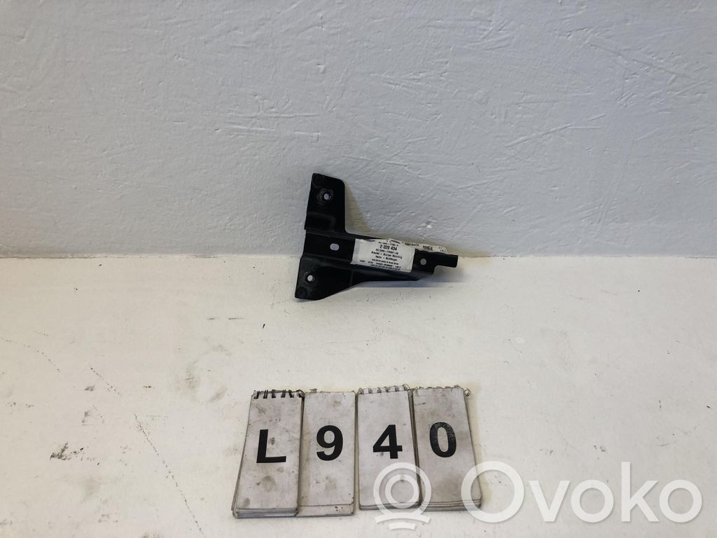 Ford Escort Uchwyt / Mocowanie zderzaka przedniego 