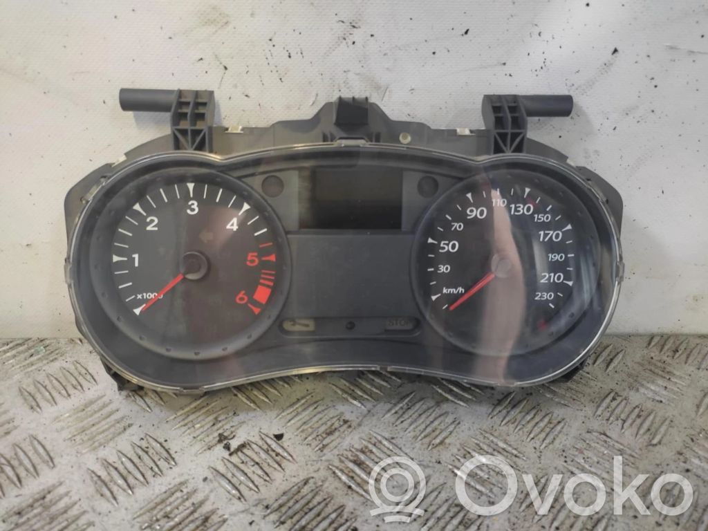 Renault Clio III Geschwindigkeitsmesser Cockpit 
