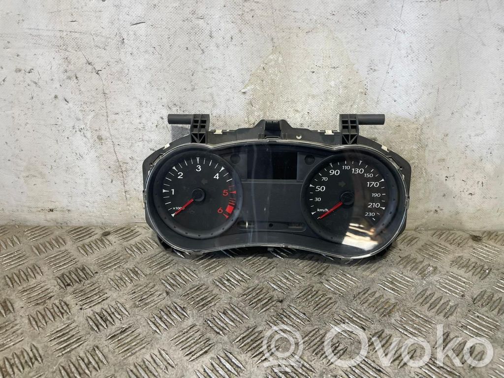 Renault Clio III Geschwindigkeitsmesser Cockpit 
