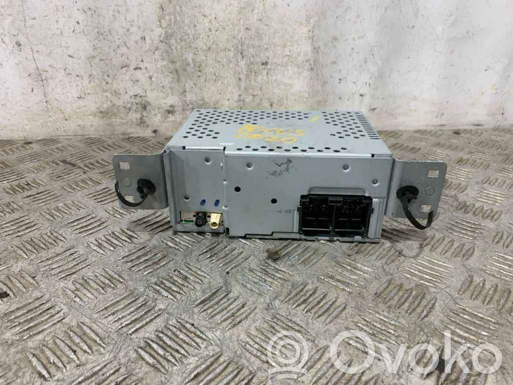 Ford Focus Radio / CD-Player / DVD-Player / Navigation 