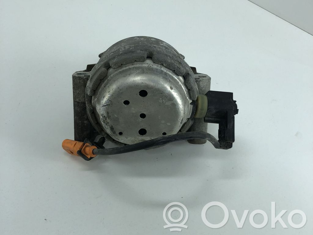 Audi A6 S6 C7 4G Engine mount bracket 