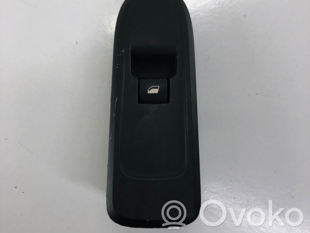 Peugeot 508 Electric window control switch 